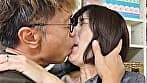 熟妻卑猥ドラマ 息子の塾の先生に恥部を視姦されて･･･ 義兄に夜這いされた妻は馬乗りで失禁 サンプル画像 3