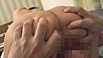 寂しがりのパイパン巨乳 電マでお漏らし絶頂！？ ドスケベ人妻潮吹き絶頂！！ サンプル画像 6