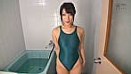 三好凪 ノーモザイク！水着のままでオシッコしちゃった娘 サンプル画像 11