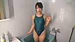 三好凪 ノーモザイク！水着のままでオシッコしちゃった娘 サンプル画像 13