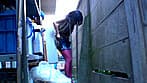 座る余裕もなくその場で立ちション 女の立ち小便！ サンプル画像 7