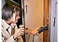 お漏らし天使ファン宅訪問聖水でっぱなしマーキング性交 深田結梨 サンプル画像 16