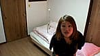 ほぼ自画撮り！？ お泊り排泄娘 サンプル画像 12