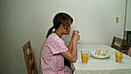ほぼ自画撮り！？ お泊り排泄娘 サンプル画像 16