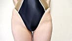 美咲かんな冬愛ことね 姉御の個撮 神レズ競泳水着 女が自らカメラを持ち可愛い女子の水着姿をじっとり撮影！親父の個撮ゆずりのハミ毛、ジョリワキ等のフェチ接写はもちろん女に撮られる恥放尿やローション密着やレズSEXを完全着衣で楽しむレズハメ撮りAV サンプル画像 2