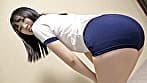 音羽美鈴 ムチムチ美尻 神体育着 美少女やぽっちゃり娘らにピチピチ体育着を着せ、ハミパン、ムレムレワレメを毛穴まで見えるほどの超ドアップ接写！さらに尻コキ、着衣お漏らし放尿や体育着ぶっかけ等体育着好きに送る完全着衣フェチAV サンプル画像 1