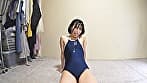 雨宮あや花 濡れてテカってピッタリ密着 神 可愛い女子の姿をじっとりと堪能！着替えから始まり貧乳から巨乳にパイパン、ハミ毛、ジョリワキ等のフェチ接写やローションソーププレイやぶっかけ等を完全着衣で楽しむAV サンプル画像 9