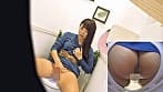 アウトレット女子トイレ放尿オナニー盗撮 サンプル画像 18