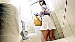女子トイレ覗き迫力の放尿と生々しいオナニー ＃1 サンプル画像 10