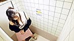 女子トイレ覗き迫力の放尿と生々しいオナニー　＃6 サンプル画像 11