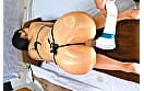 素人バラエティ それなーっ！こっそり媚薬で勝手に性欲覚醒 巨乳JDがビキニで挑戦するヌルッヌルオイルマッサージ！いやだ 勃起しちゃう･･･ 凸ったビーチク＆クリトリスを激震電マで執拗に愛撫ガニ股失禁イキ潮ブッシャー！ 2 サンプル画像 10