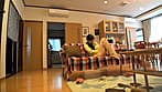 旦那と子供が帰るまでの8時間自宅でずっとSEX・ずーっと絶頂 何度も何回も子供みたいにお漏らしして、家中が水浸し 朝倉・アヴィゲイル・日菜子 42歳 第2章 サンプル画像 7