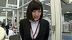 「100,000回転の電マを当て続けたらどうなるか？」をSOD女子社員が真面目に検証してみた結果 パンツスーツの裾まで染みるほど漏らして漏らして 5人合計48回イキ SOD性科学ラボ レポート 2 サンプル画像 12