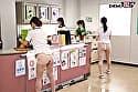 【リハビリ中にトビジオ】県立トビジオ大学医学部附属病院 看護中はずっと潮吹きっぱなし＆失禁しまくり 激ピスされても平然と医療行為をし続けるナース達 サンプル画像 15