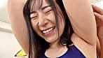 夏休み合宿中の水泳部巨乳女子大生 競泳水着を脱がせて背後からノンストップ乳首責め 敏感なおっぱいの先っちょをしつこく攻められ腰をクネらせて 人生初のビーチク失禁イキ潮！！ 発情オマコを激ピスされたら中出しもすんなりOKしちゃう！？～みはる編～ サンプル画像 2