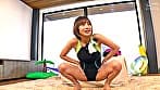 合宿に来ていたスレンダーの競泳水着を脱がせて背後からノンストップ乳首責め敏感なおっぱいの先っちょをしつこく攻められ腰をクネらせて人生初のビーチク失禁イキ潮噴射！！発情オマコを激ピスされたら中出しもすんなりOKしちゃう！？～ななみ編～ サンプル画像 3