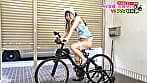 【配信限定】人気 AV 女優が挑戦！オシッコ我慢潮吹き街中アクメ自転車がイクッ！ 天馬ゆい サンプル画像 7