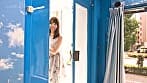 まみ（22）マジックミラー号 学校では教えない！超高学歴のマジメな女子大生が圧迫ポルチオマッサージで愛液ダラダラの淫乱覚醒！ サンプル画像 1