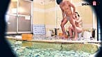 完全撮りおろし！Gカップ素人が「男性客に全身の湯しずくを舐め取ってもらう」に挑戦！ みすずさん 推定Gカップ タオル一枚 男湯入ってみませんか？ サンプル画像 15