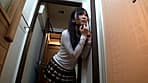同居家族にバレないように妻の妹に手を出したら、お漏らししちゃうぐらいの敏感反応で僕のチ○ポを待っていた サンプル画像 5