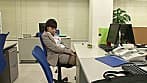 ビクビク感じて社内お漏らしオナニー！！巨乳で巨尻のソソる美人と評判の受付女子社員に、「お疲れ様」と媚薬入りケーキを差し入れてみたら･･･！！ サンプル画像 3