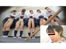ド級の悪ふざけ 女学生軍団大乱尿 サンプル画像 3