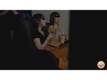 映画鑑賞後のダッシュ行列ラッシュおしっこ2 サンプル画像 2