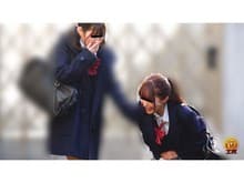 隠撮 けんかぼっぱつ！女子トイレ取り合いお漏らし2 サンプル画像 8