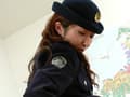 美脚婦警のおしっこ勤務 サンプル画像 10
