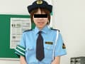 婦警が大胆小便噴射 サンプル画像 1