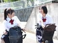 野ション女子生徒連鎖開脚拘束おしっこ噴射4 もなみ鈴 サンプル画像 1