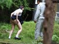 野ション女子生徒連鎖開脚拘束おしっこ噴射4 もなみ鈴 サンプル画像 14
