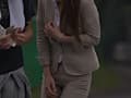 我慢できずお漏らししてしまうお姉さん サンプル画像 7