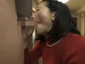 近親相○小便ドラマ 飲尿家族 緒方泰子 サンプル画像 3