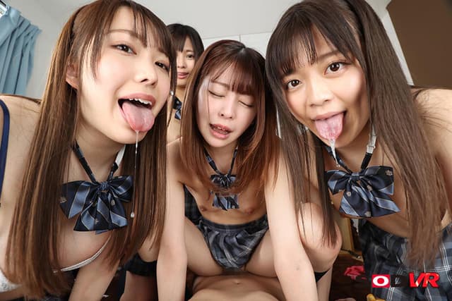 【VR】顔面直浴び特化！！女汁まみれVR 女の子の潮、唾、尿を顔面に直接浴びせられ罵倒されているのにビンビンに勃起している僕の変態チ○ポを責められまくり何度も射精させられる！ サンプル画像 12