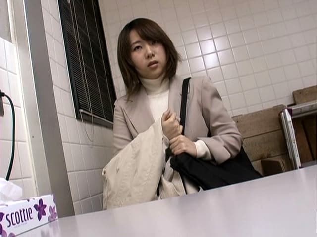罪と罰 万引き女 ＃33 OL編・10 サンプル画像 11