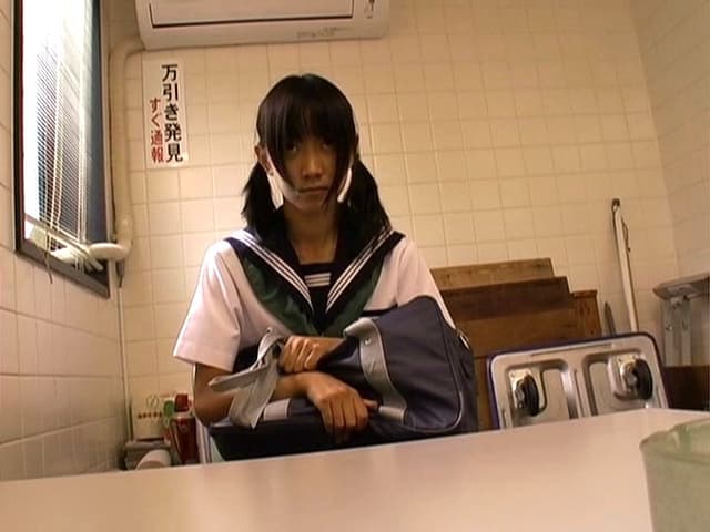 万引き少女 号外02 サンプル画像 1