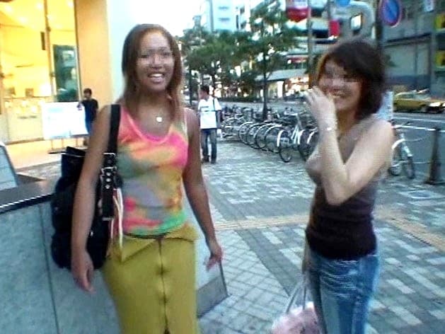 「渋谷ギャルにカネを払って友達で一番カワイイ女を呼び出してヤる」 サンプル画像 1