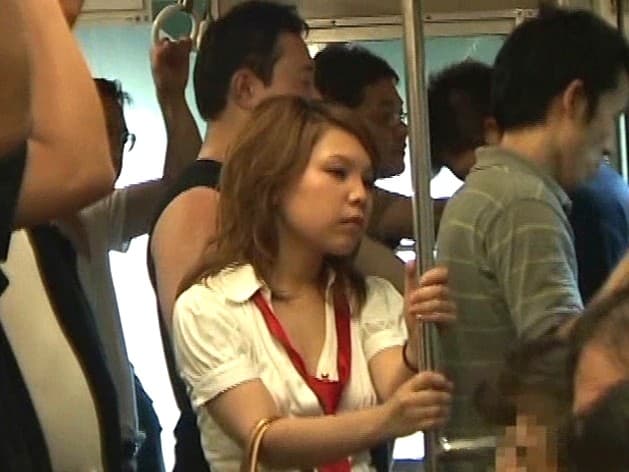 「渋谷ギャルにカネを払って友達で一番カワイイ女を呼び出してヤる」 サンプル画像 7