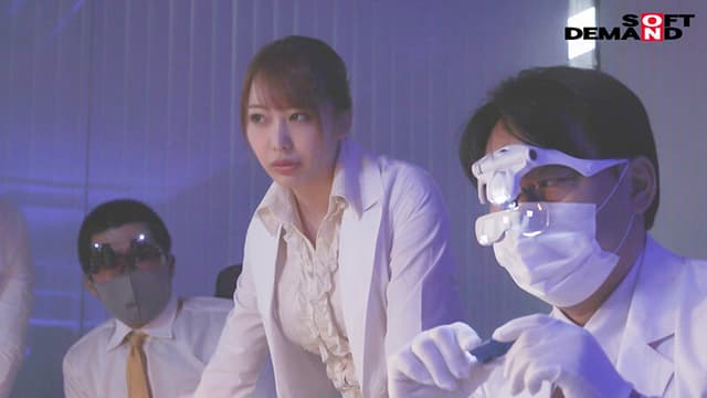 ライバル会社の高飛車美人研究員を催●洗脳で凌●制裁！おチ○ポ奴●化したオンナはドスケベなカラダでイキまくりアヘりまくり潮吹きまくり！弥生みづき サンプル画像 4