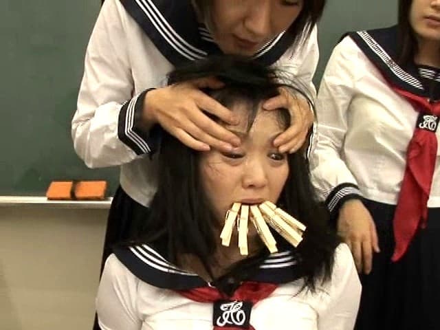 爆弾リンチ 日高ゆりあ サンプル画像 11