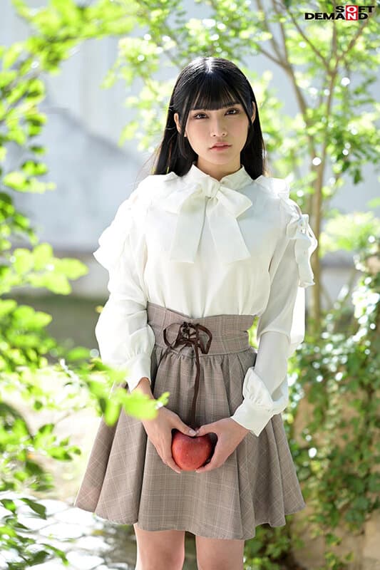 誰もが萌える激甘ボイスの声優を夢見て福井県から上京してきたヲタク美少女 3本限定AV debut 胡桃さくら 19歳 サンプル画像 2