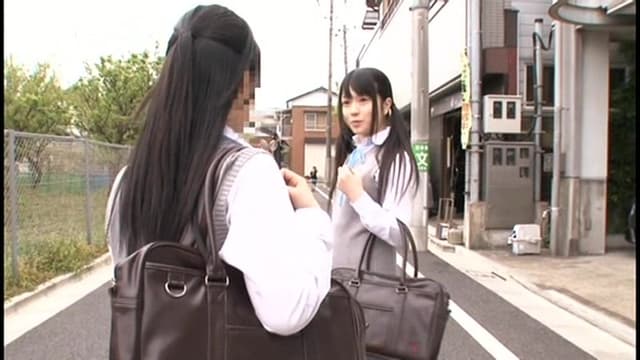 スクールゾーン電マ 通学路で敏感なクリトリスを刺激され漏らす○学生 サンプル画像 1