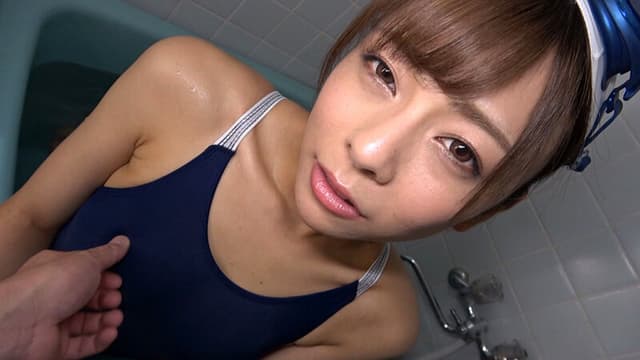 夏愛あずさ 水着を着たままオシッコ娘 サンプル画像 2