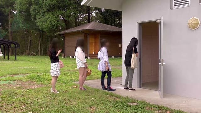 トイレに行きたいのに我慢できず、お漏らししてしまうお姉さん サンプル画像 14