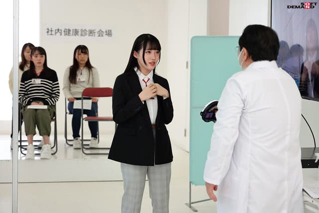【採尿検診編】SOD女子社員 2023年度 全裸で健康診断 女子社員が通常業務中の社内を全裸で移動！検診！移動！検診で超羞恥 サンプル画像 6