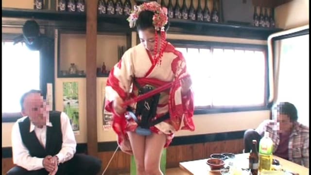 羞恥！強●おもらしマシンパンツ 日本の伝統！舞妓を野外調教したっ！ 14 千秋 サンプル画像 6