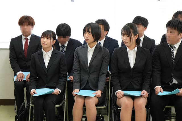 羞恥 コロナ禍就職難で行われた会社への忠誠心が試される男女混合 内定者検診 2022 サンプル画像 1