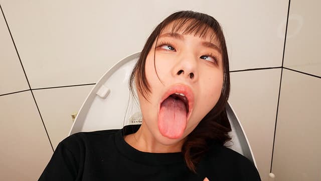 肛門クンニでアヘ顔失禁イキ！デカ尻ハイテンション娘が媚薬漬けアナルに舌をねじ込まれガンギマリ尿射アクメ！おしっこハメ潮ビーム飲ませすぎSEX！ 松井日奈子 サンプル画像 12