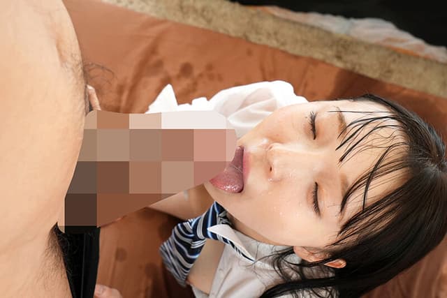 素人バラエティ 聖水を1杯3万円で売って下さい！街角でナンパしたうぶっこJ○が挑戦する、オメコ蛇口から小便ゴキュゴキュ！おしっこ飲ませチャレンジ！人生初の放尿プレイですっかりあたおかになった素人娘は小便ぶちまけのナマ中出しSEXもOKしちゃうのか？2 サンプル画像 14